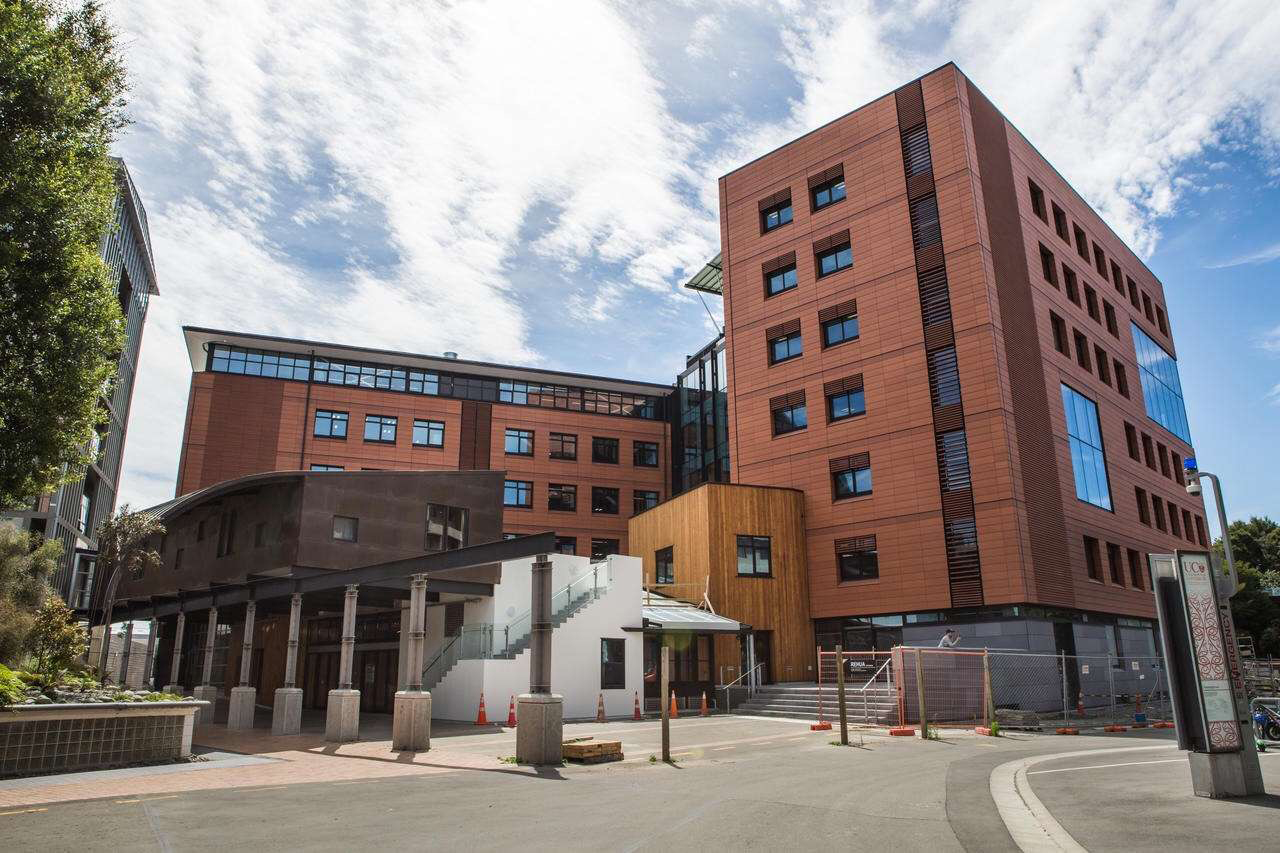 新西兰管理硕士，提升学历升职加薪，只要2万多纽即可读完！还可以海外网课！