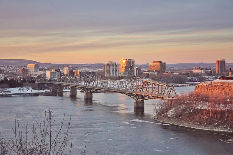 加拿大国际学生学费还要涨？！是时候申请一波奖学金了！
