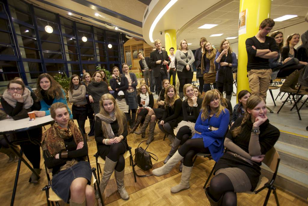 荷兰橙色郁金香奖学金正式启动！