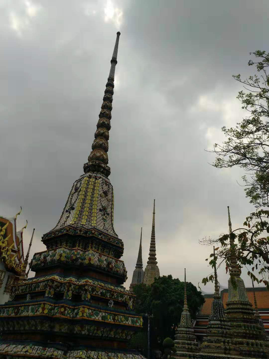 泰国顶尖大学，留学费用是多少？