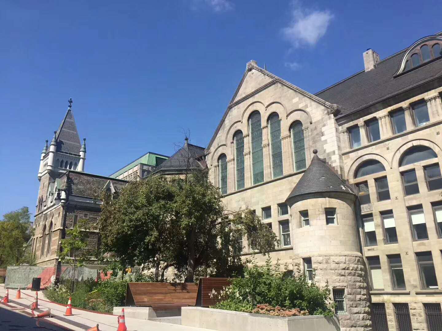 加拿大留学的条件中有什么可以实现加分？