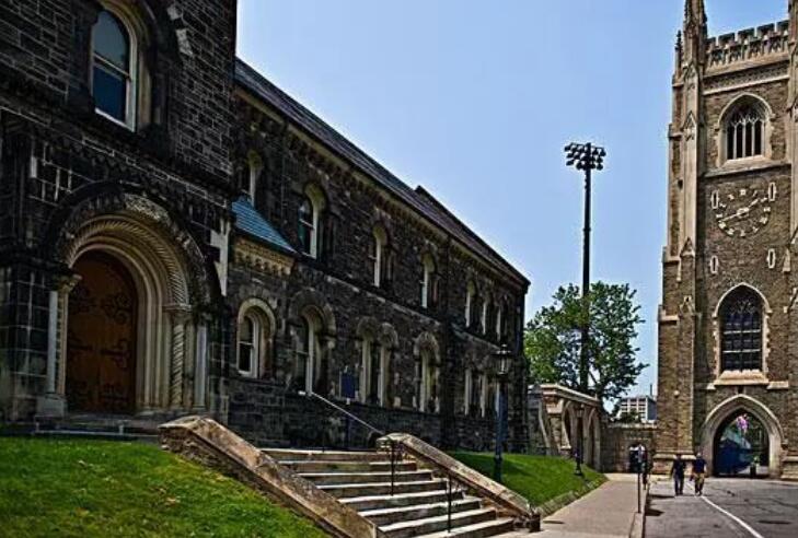 8月开放美加边境，加拿大入境政策放宽！