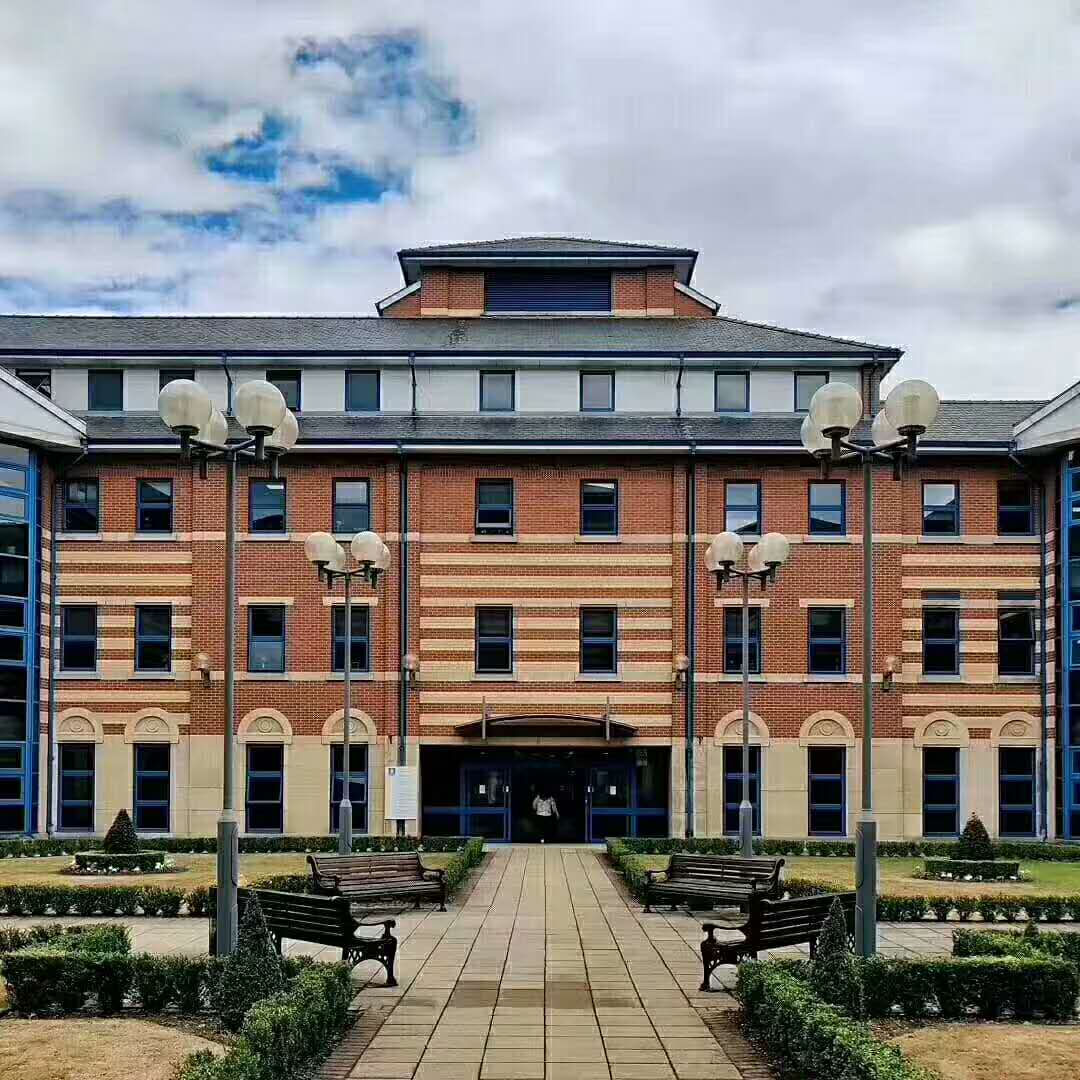 留学英国技巧丨教你写一份高水准推荐信！