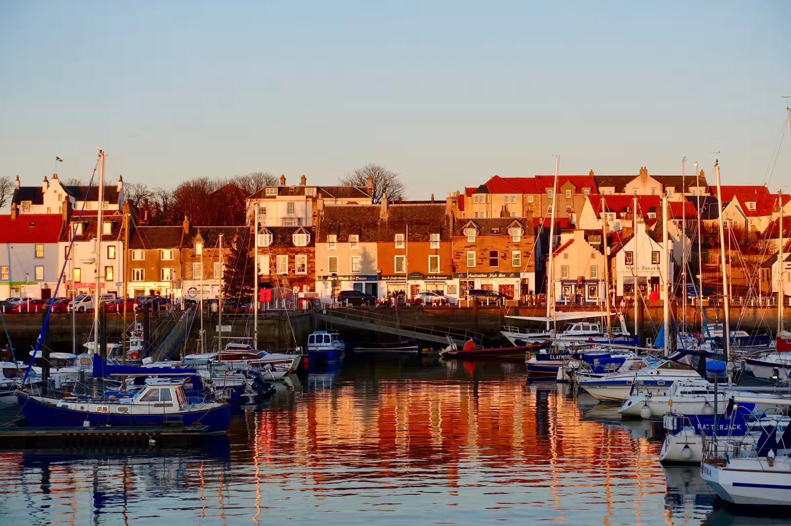 还在犹豫要不要出国？快来看看一线城市对留学生的各项福利！
