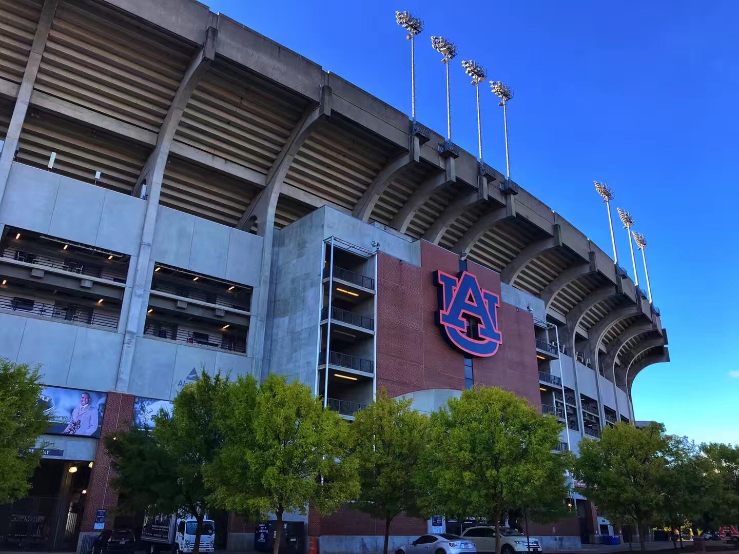 美国留学签证费、签证服务费有什么区别？