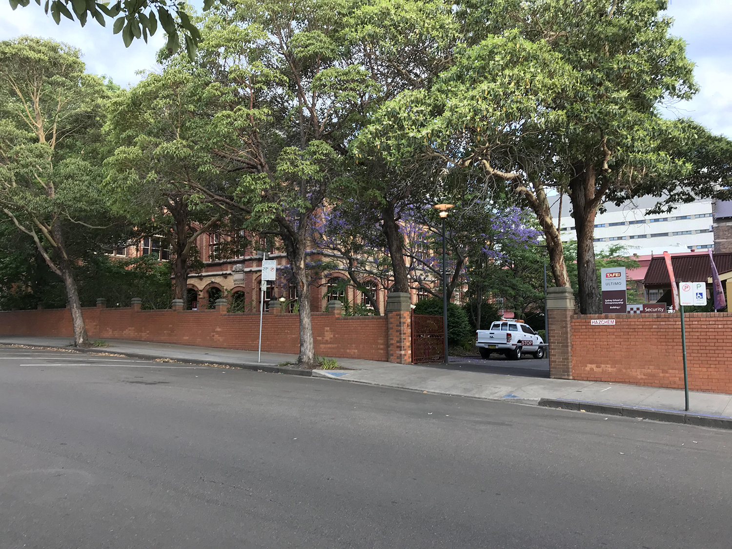 华人注意，入境澳洲需提前准备这个通行证！