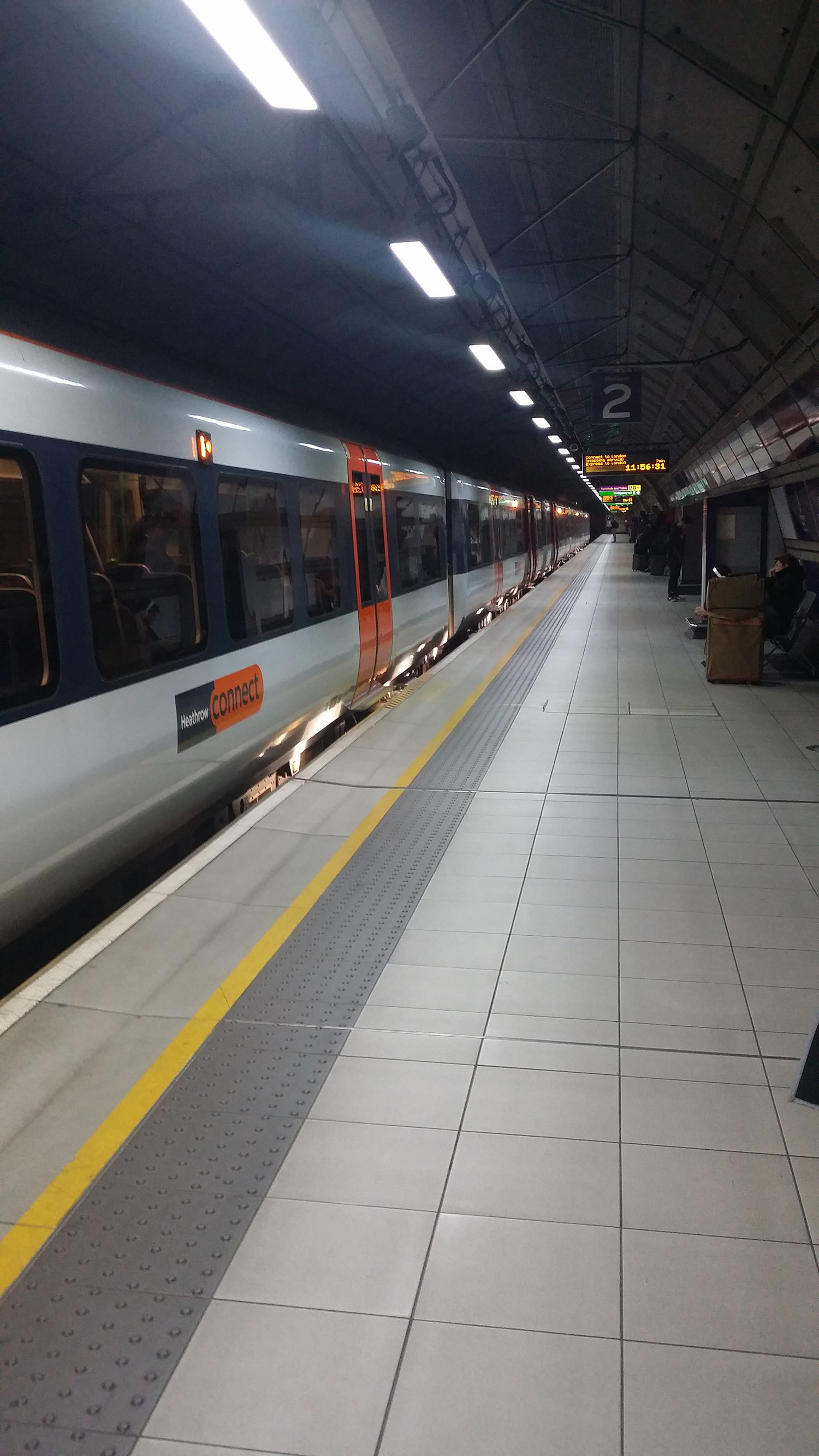 去英国留学有什么方式能够减少留学的花费？这些奖学金不妨了解下！