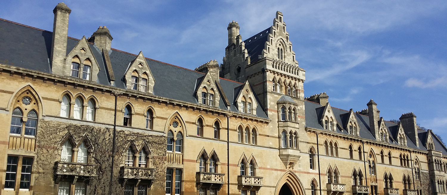 顶尖名校云集各项福利丨赴英国留学ING！