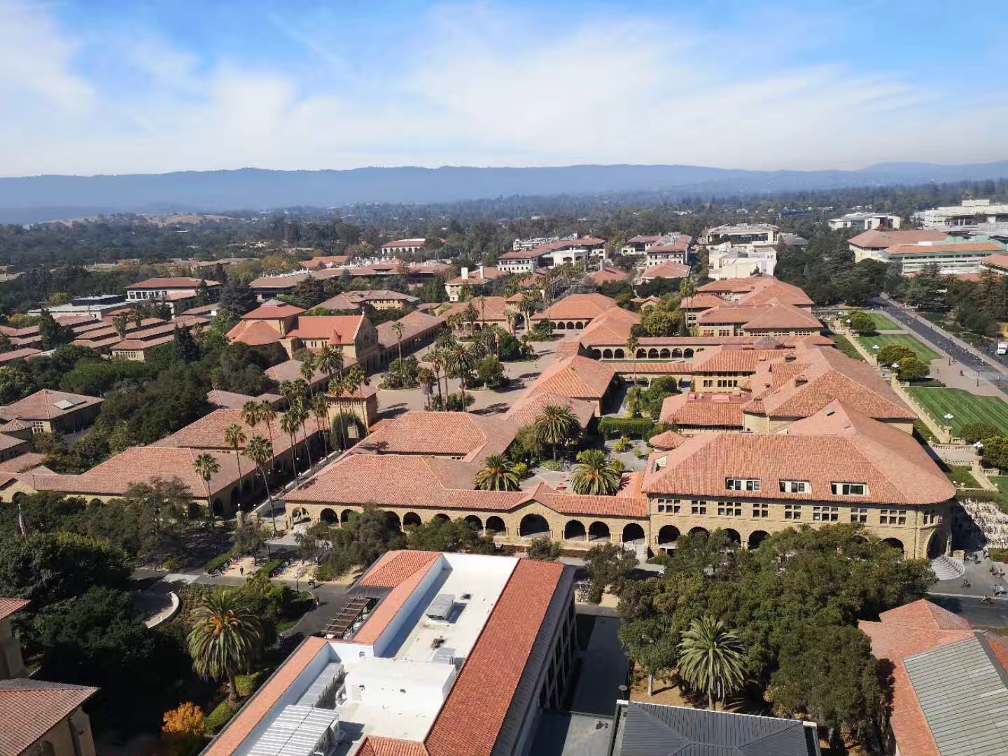 盘点美国奖学金最丰厚的大学，多得拿到你手软！