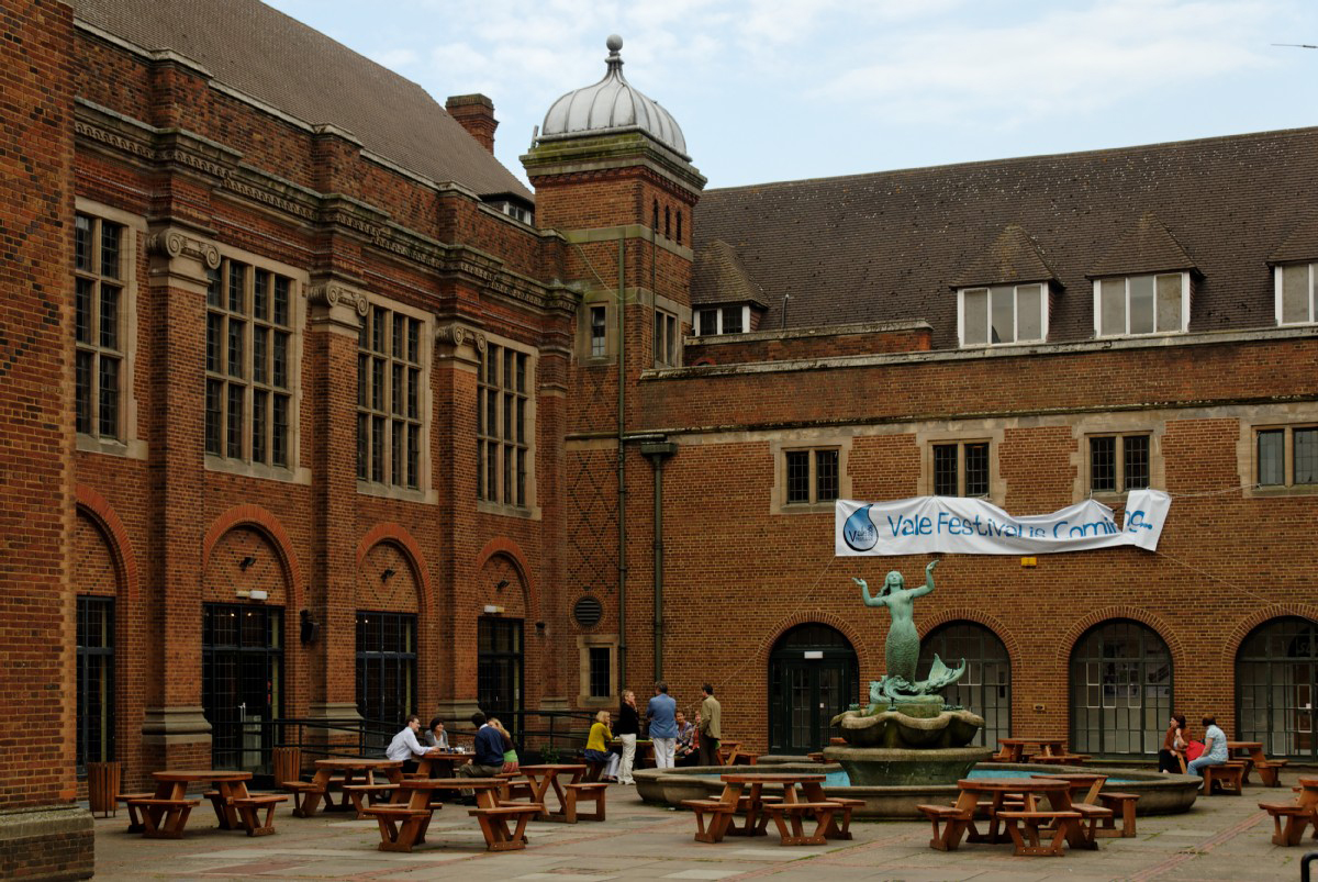 重要通知！中国驻英国大使馆公布近期签证受理条件